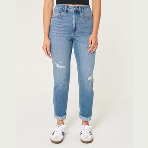 HOLLISTER - ULTRA HIGH-RISE MOM JEANS | HOLLISTER VINTAGE STRETCH | MEDIUM WASH